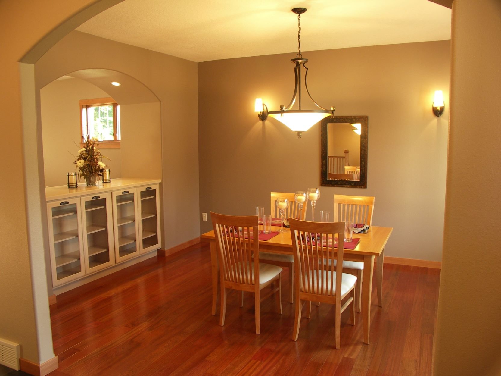 Craftsman-3321 Dining