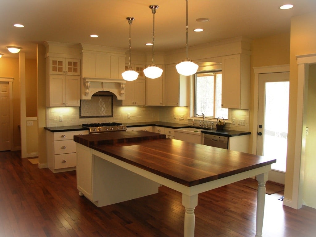 Farmhouse-Kitchen