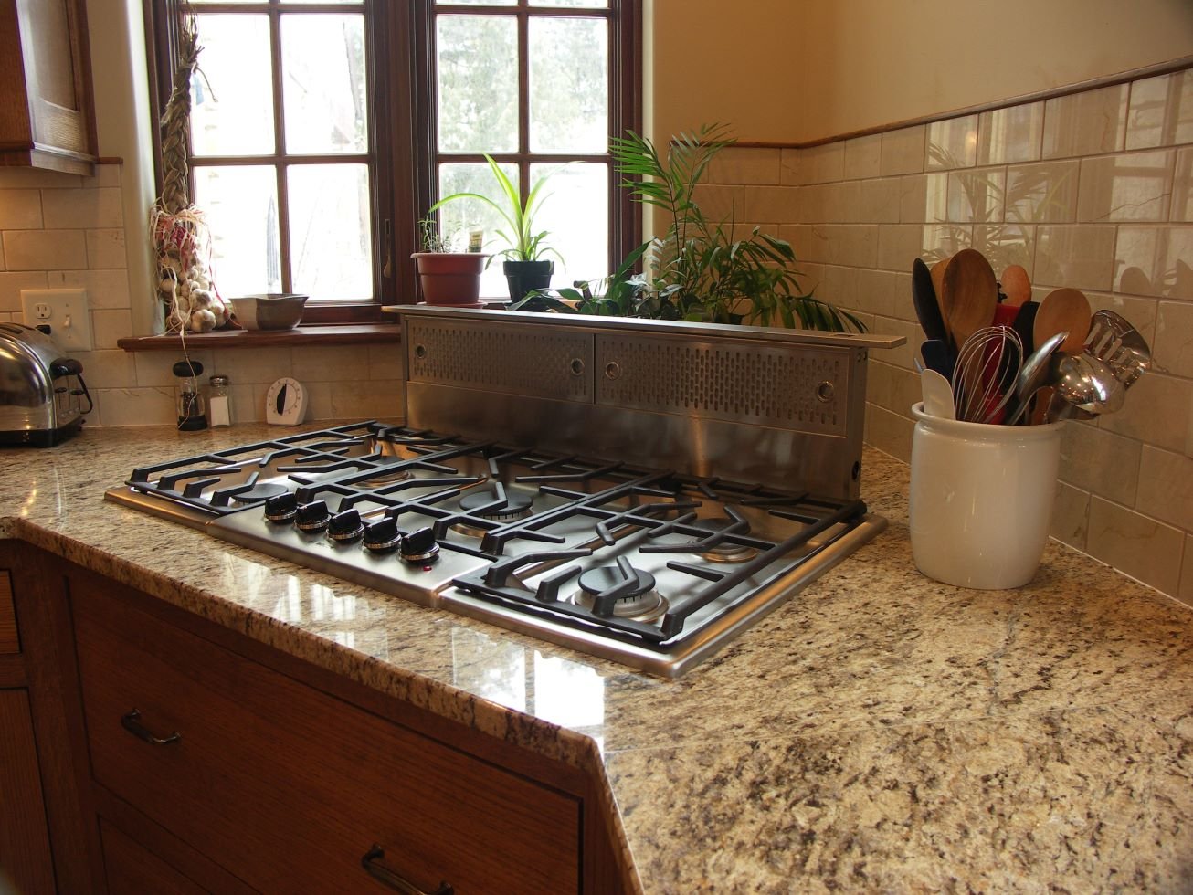 Hidden-Range-Hood